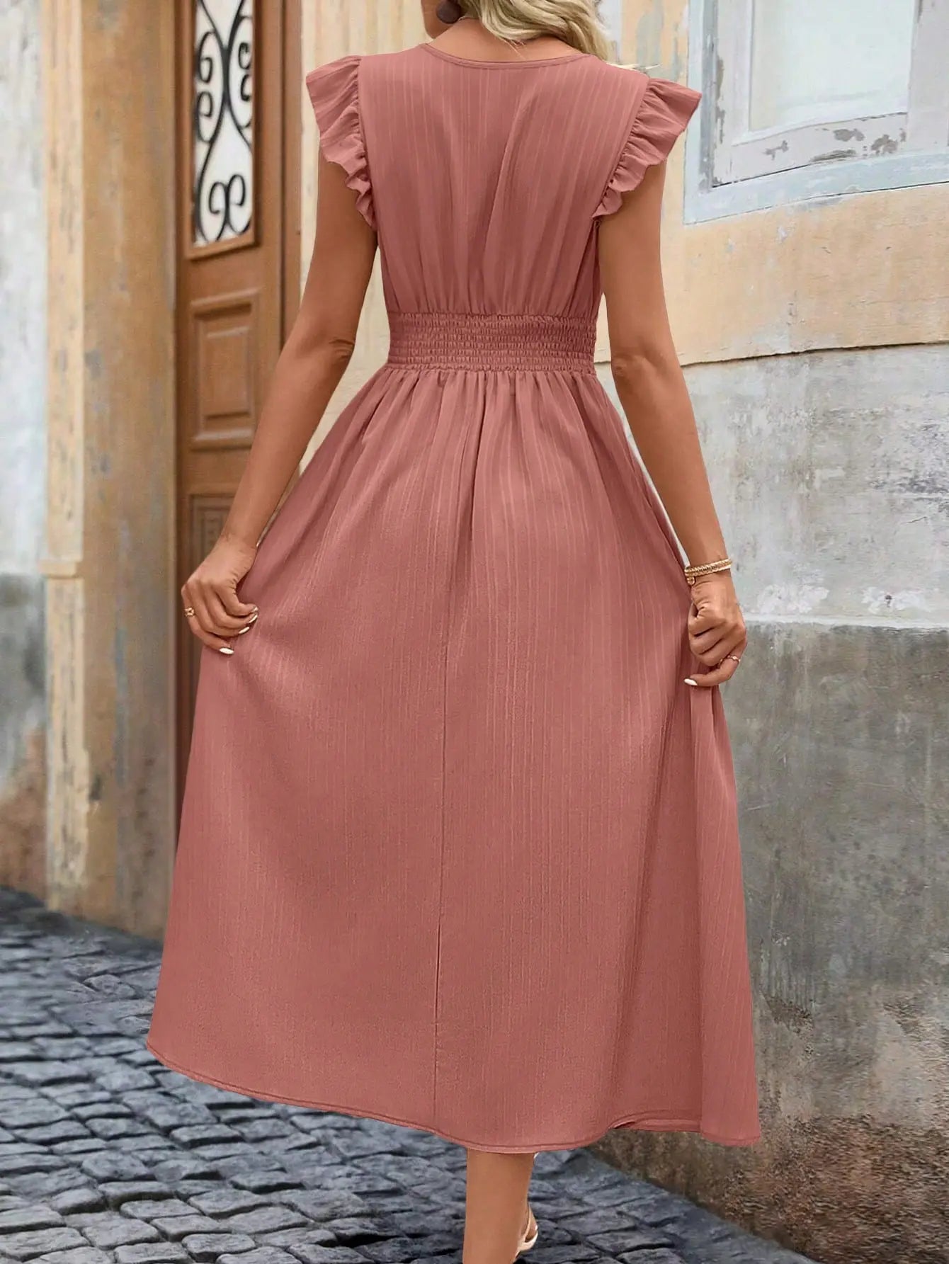 Elegante Damesjurk | Ruches & Geplooide Taille | Effen Kleur AtelierDress