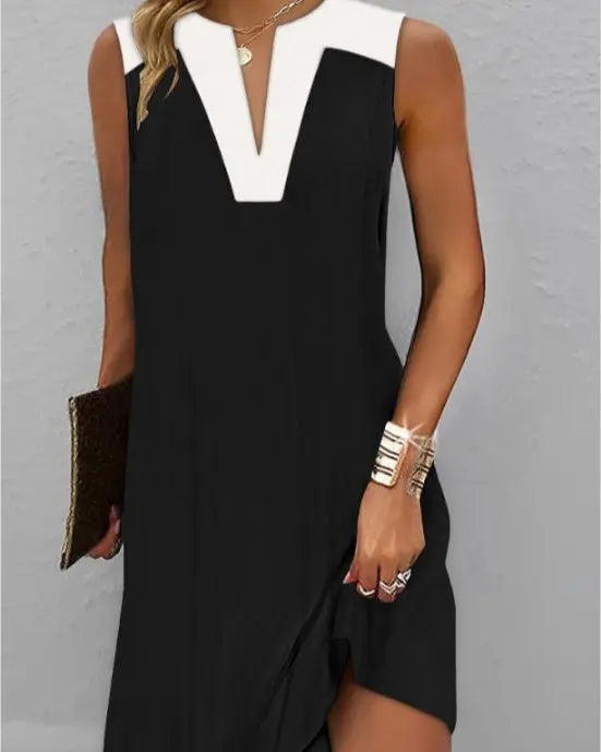 Zomerse V-Hals Jurk met Elegante Pasvorm AtelierDress